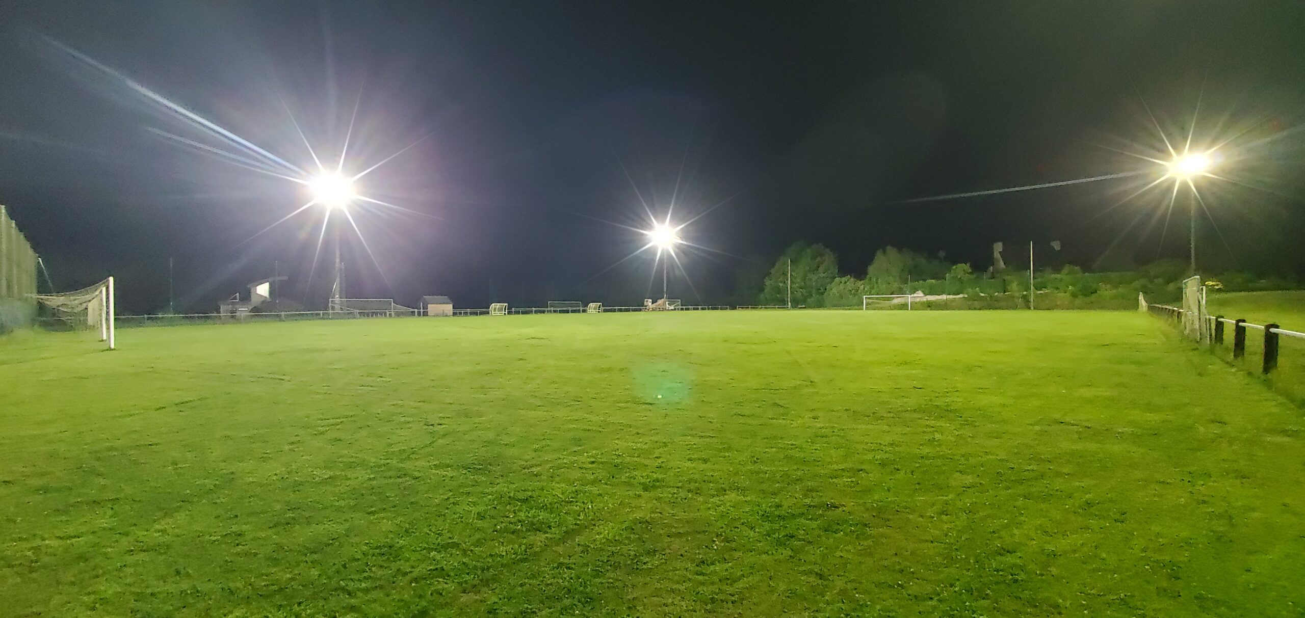 Stade de foot de la commune de Lanrivoaré E7